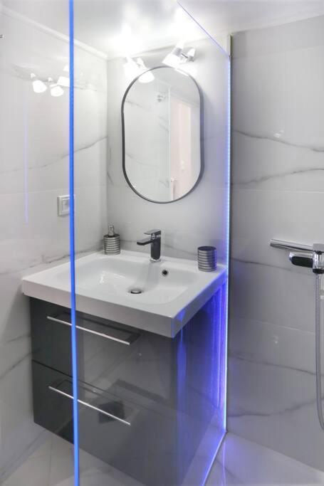 Luxury Apartment In Athens! エクステリア 写真