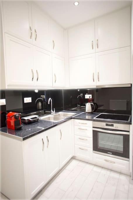 Luxury Apartment In Athens! エクステリア 写真